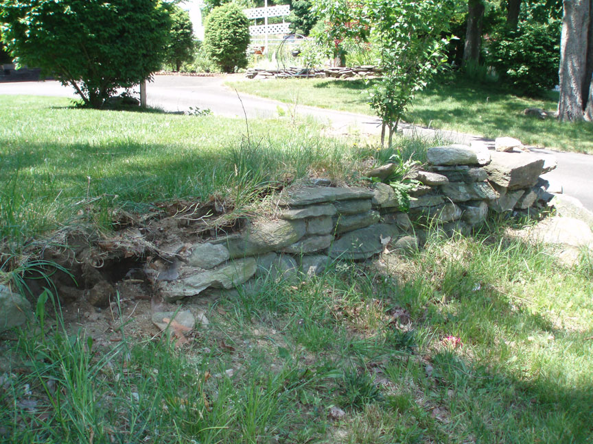 Rock wall – Haverhill – Before